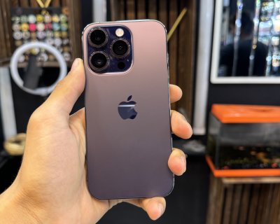 iPhone 14 pro 5 ay kullanım süresi var 128 gb çift sim kutu var hatasız pil:100 fiyat:24.500