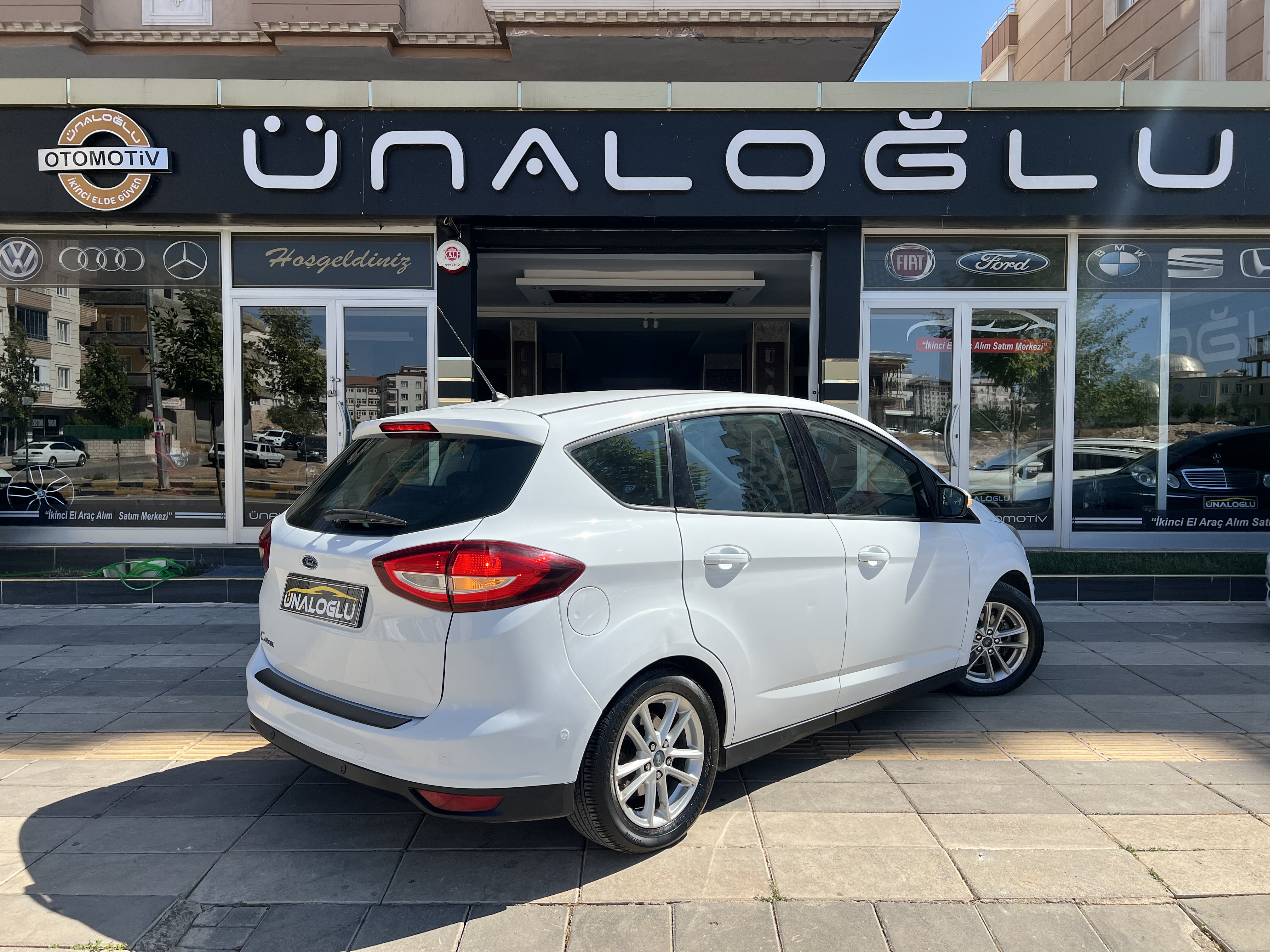 ÜNALOĞLUNDAN 2015 C-MAX 1.6 TRENDX LPGLİ